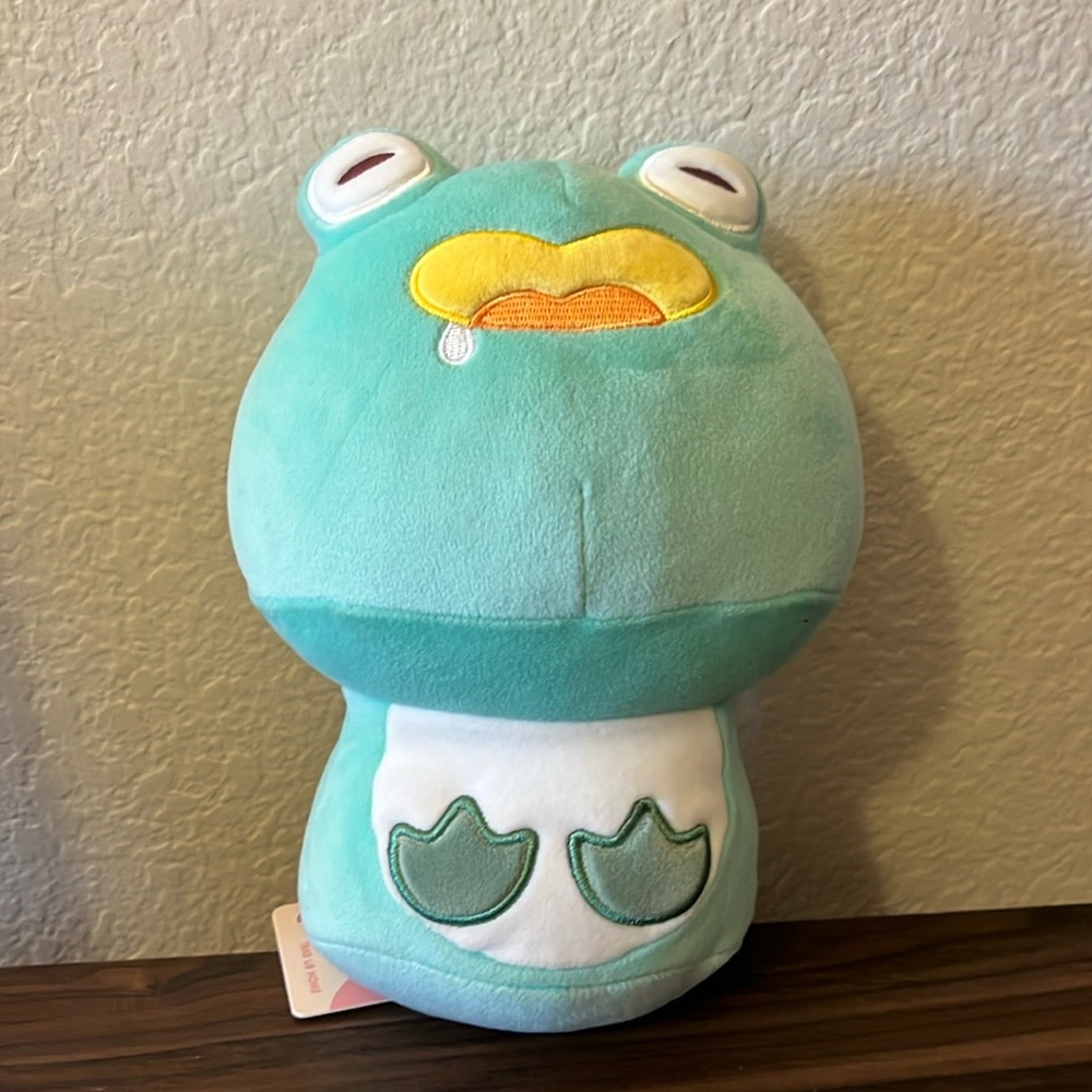 Mewaii Frog Plushie